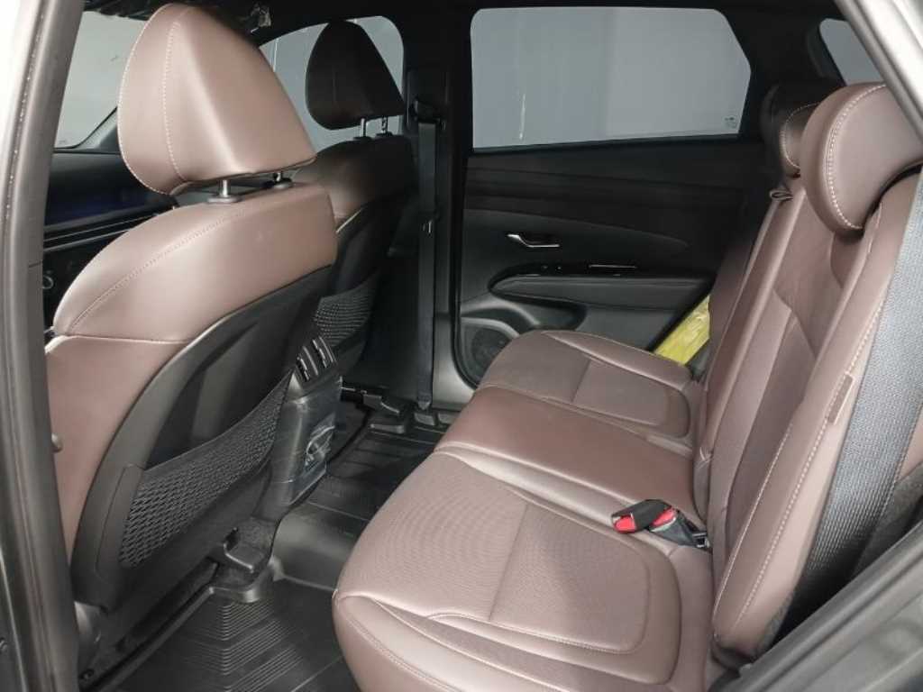 HYUNDAI Tucson - Vista 8