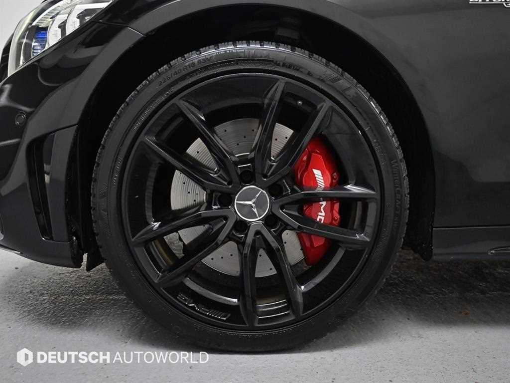 Mercedes Benz C Class - Vista 5