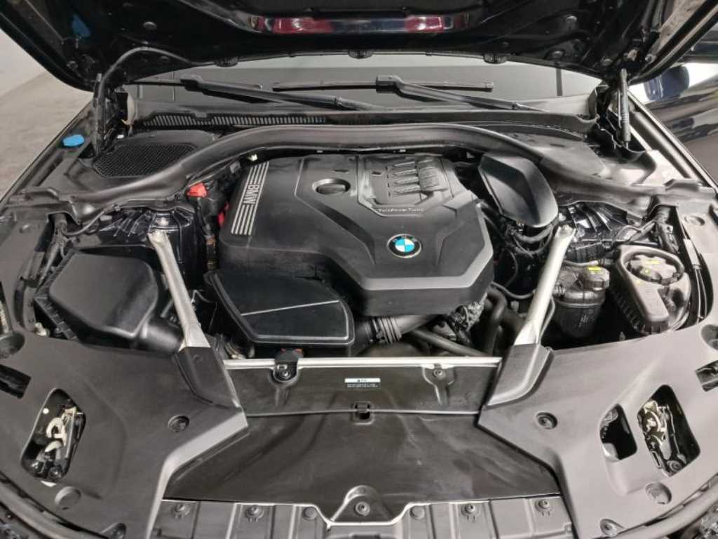 BMW 5 Series 2021 - Importación desde Corea - HF Imports Iquique - Foto 19