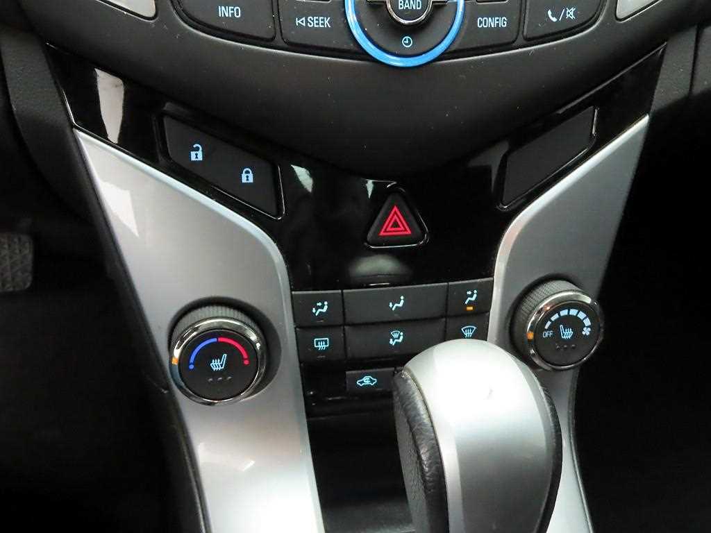 Chevrolet Cruise - Vista 11