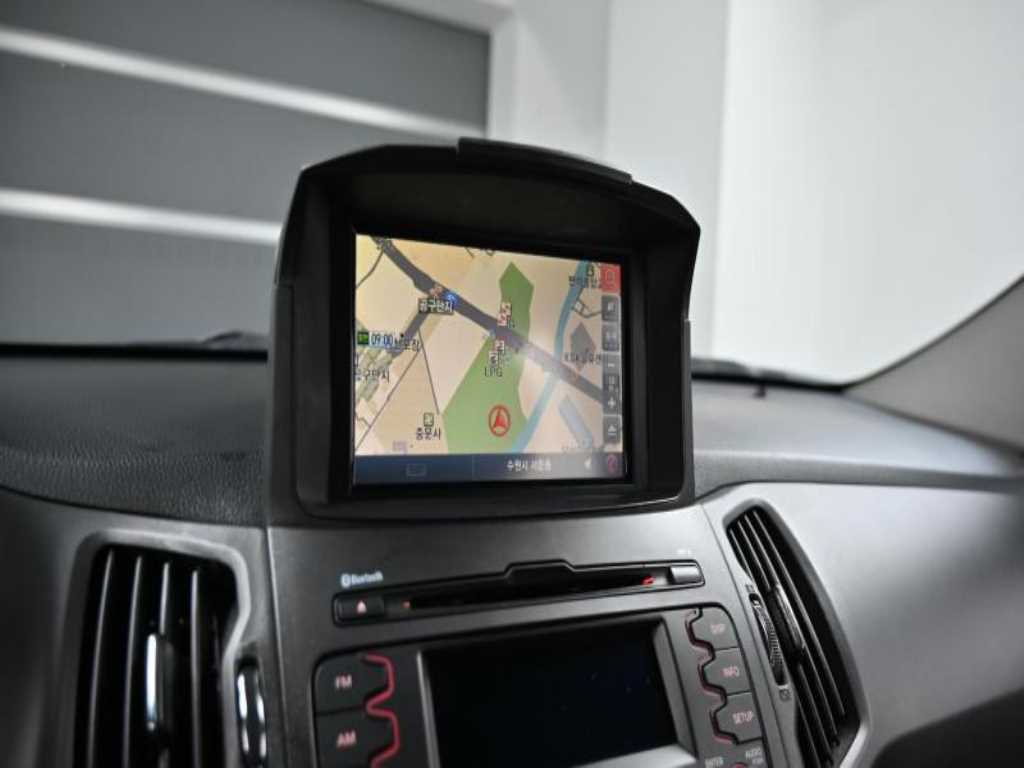 KIA Sportage 2011 Plateado - Importación desde Corea - HF Imports Iquique - Foto 19