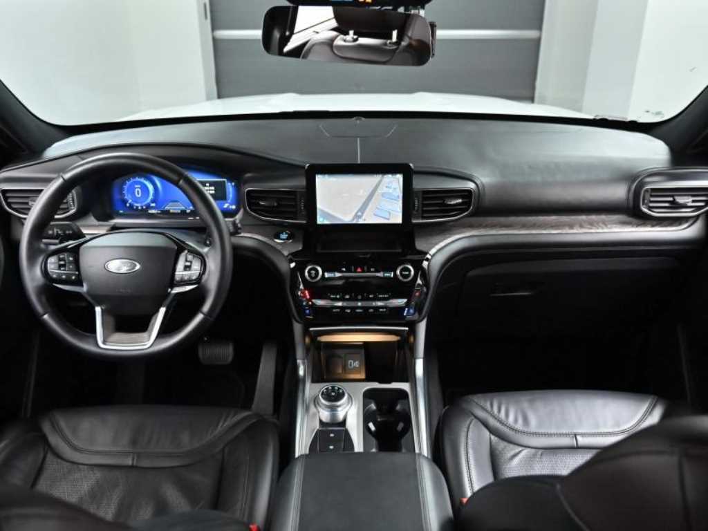 Ford Explorer - Vista 7