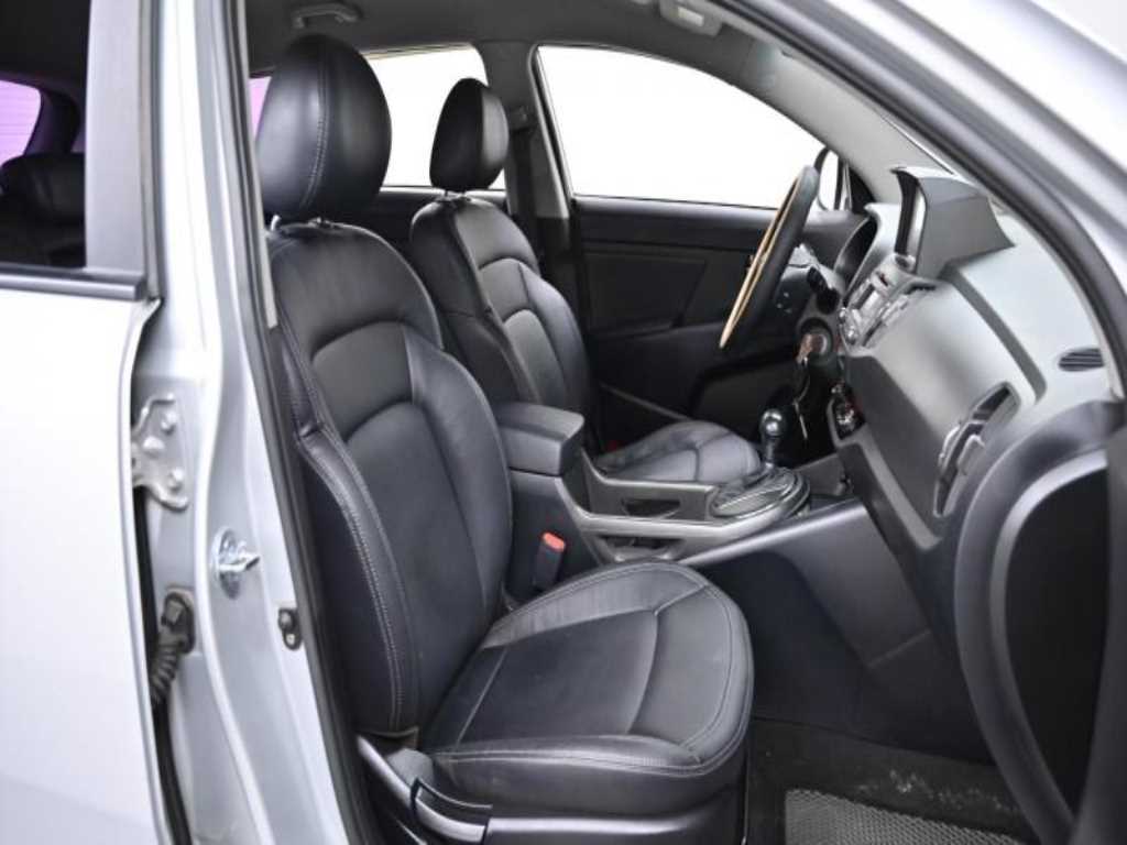 KIA Sportage - Vista 10