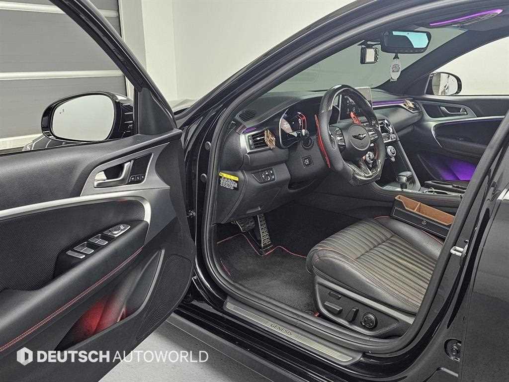 Genesis G70 - Vista 11