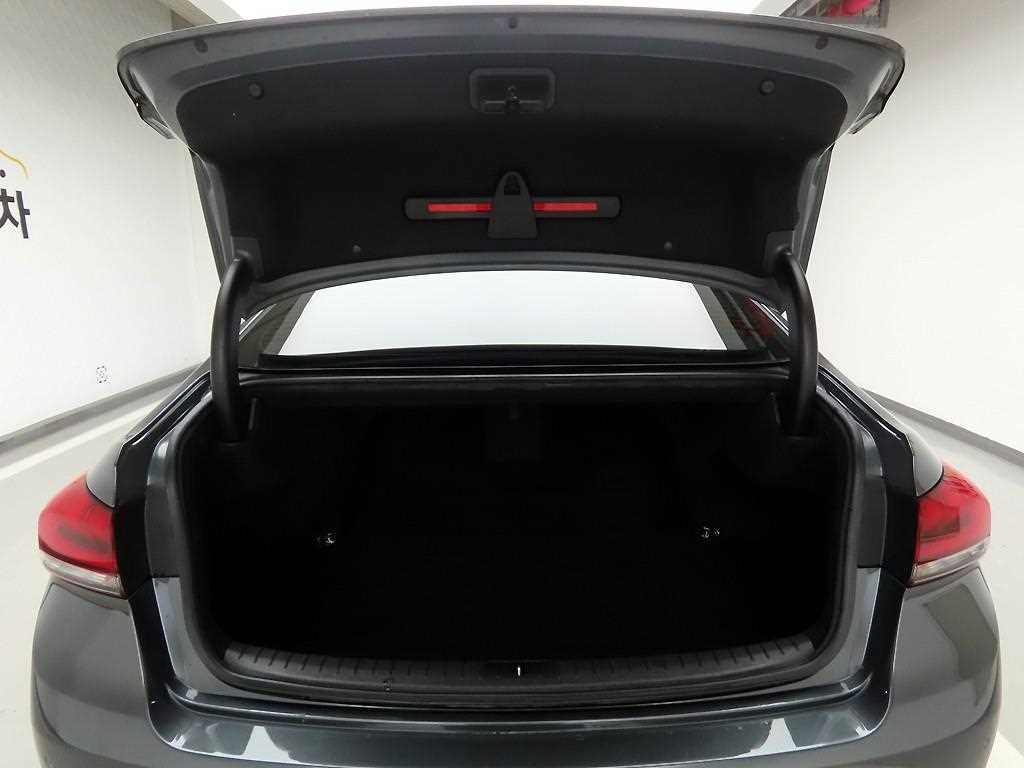 Genesis G80 - Vista 5