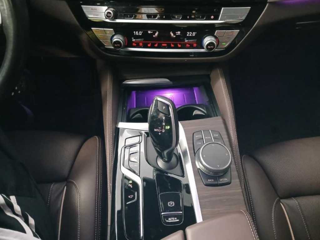 BMW 5 Series 2021 - Importación desde Corea - HF Imports Iquique - Foto 15