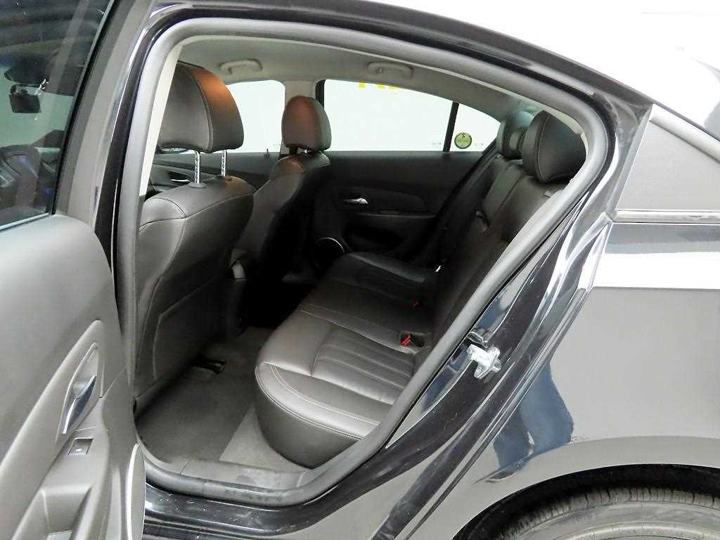 Chevrolet Cruise 2014 Negro - Importación desde Corea - HF Imports Iquique - Foto 14