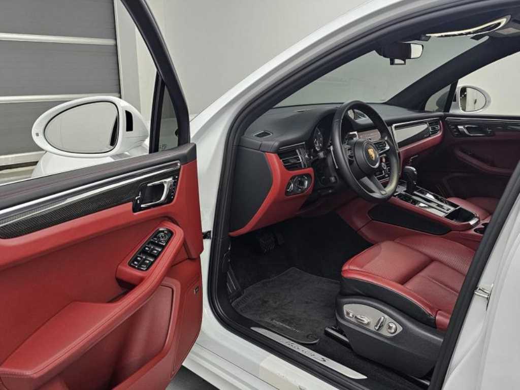 Porsche Macan - Vista 11