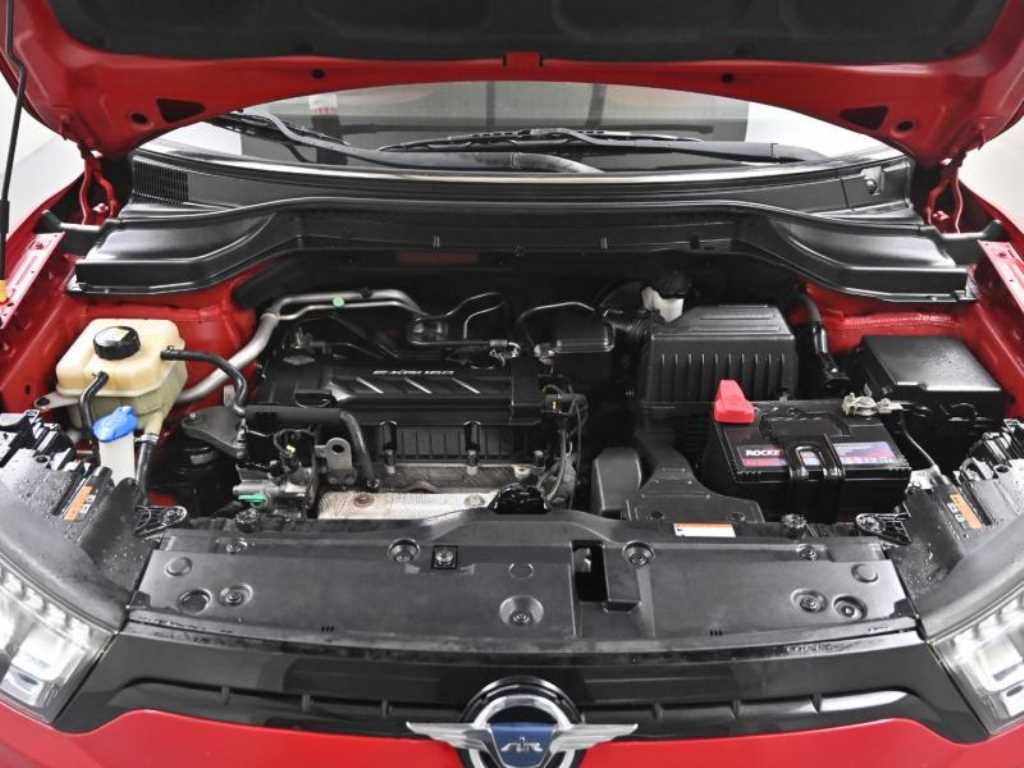 Ssangyong Tivoli - Vista 5