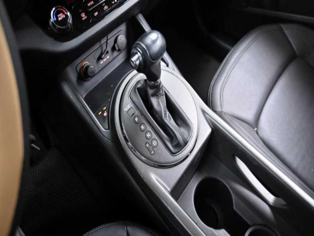 KIA Sportage - Vista 9