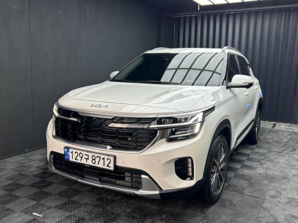 KIA Seltos - Vista 4