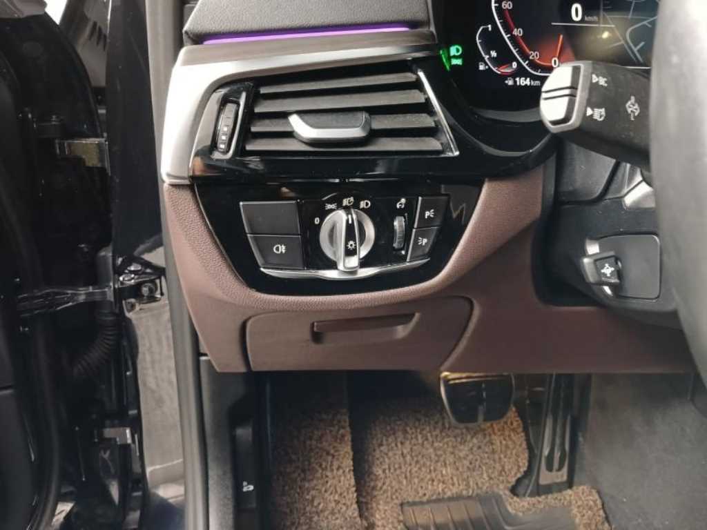 BMW 5 Series - Vista 12