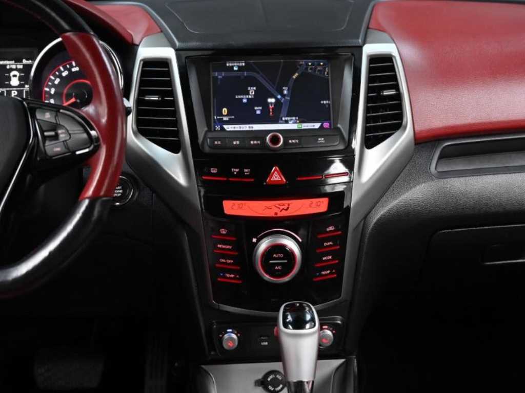 Ssangyong Tivoli 2016 Rojo - Importación desde Corea - HF Imports Iquique - Foto 13