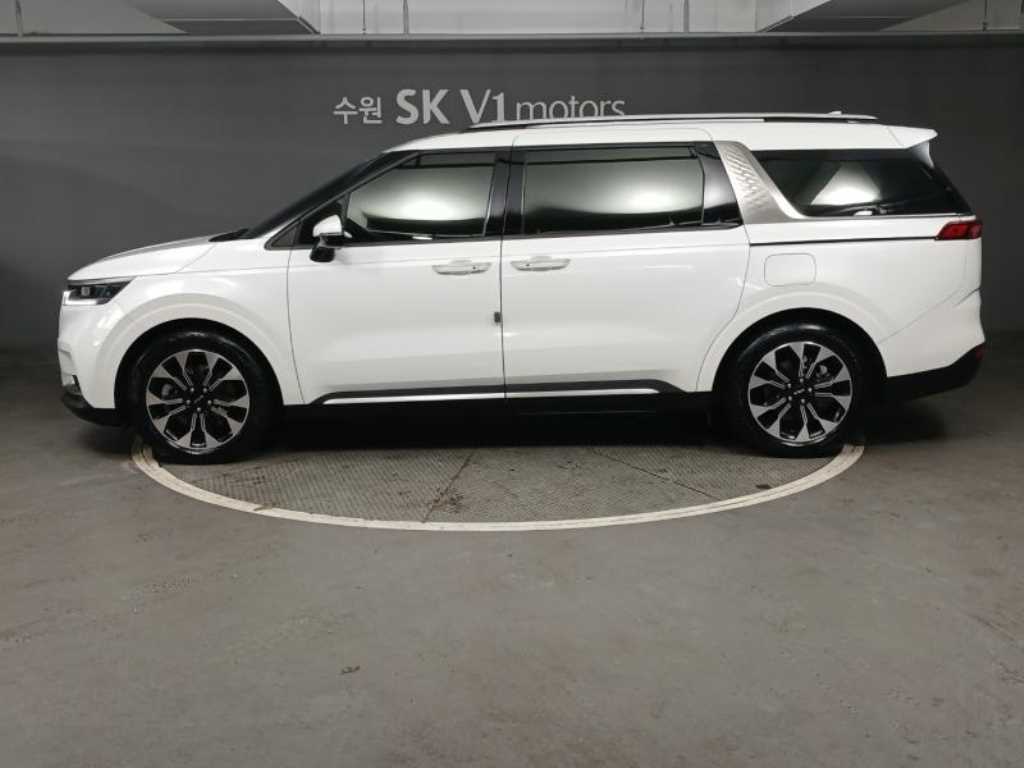 KIA Carnival - Vista 4