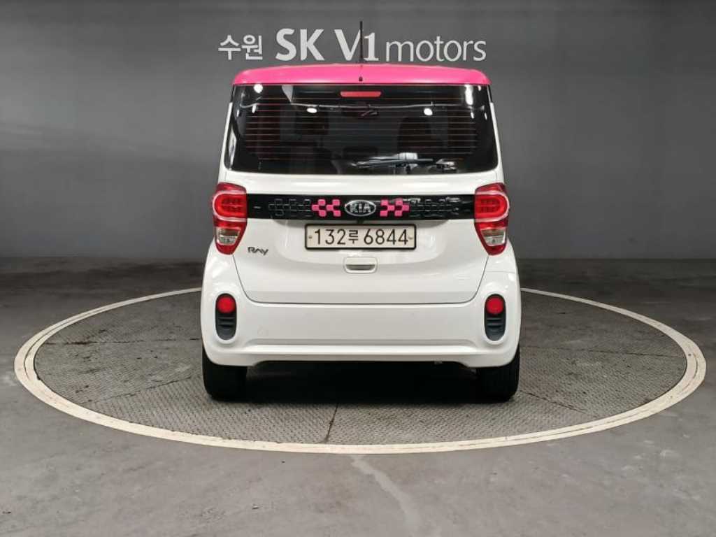 KIA Ray - Vista 5