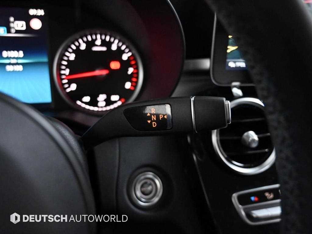 Mercedes Benz C Class - Vista 9