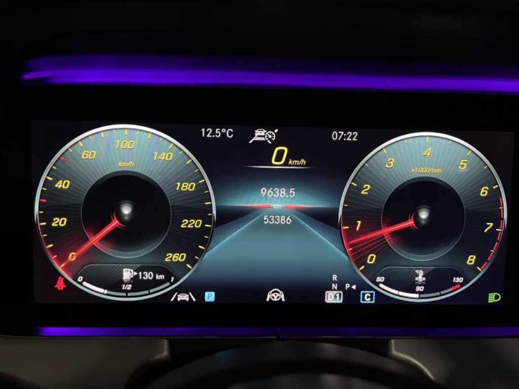 Mercedes Benz E class - Vista 7