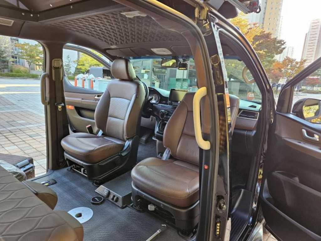 HYUNDAI Starex - Vista 11