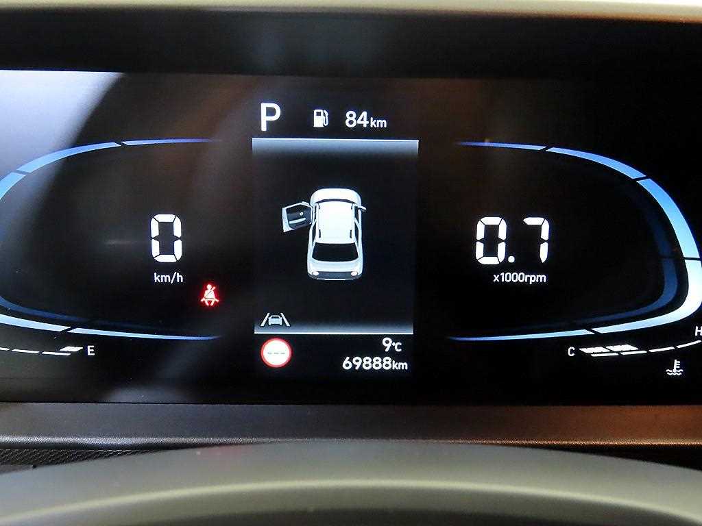 HYUNDAI Casper - Vista 9