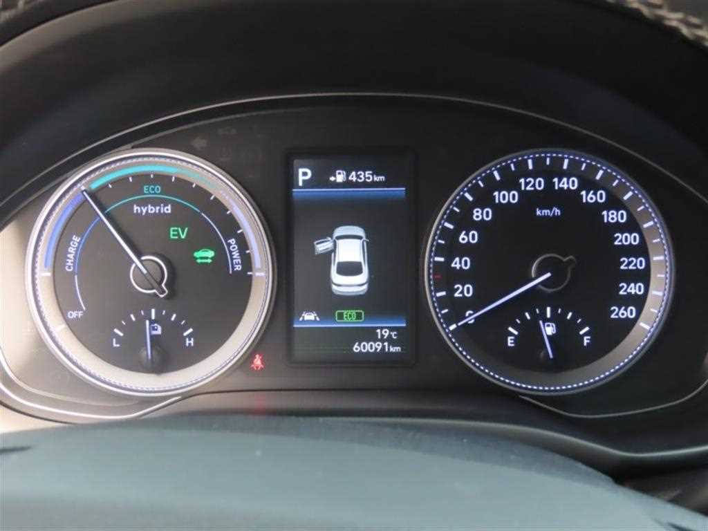 HYUNDAI Grandeur - Vista 5