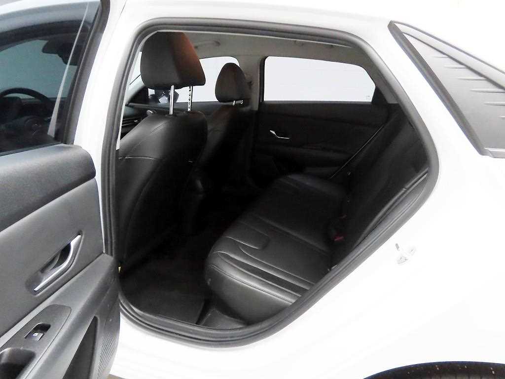 HYUNDAI Avante 2023 Blanco - Importación desde Corea - HF Imports Iquique - Foto 15