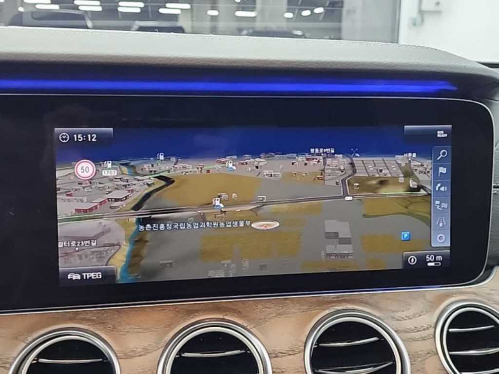 Mercedes Benz E class 2018 Blanco - Importación desde Corea - HF Imports Iquique - Foto 15