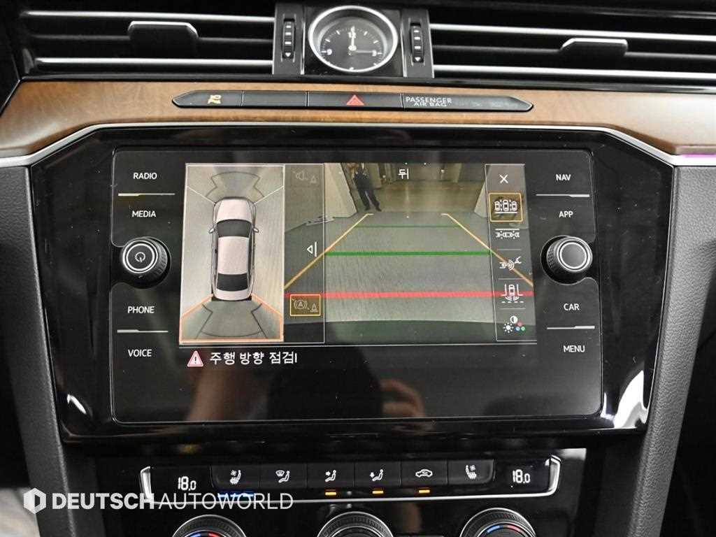 Volkswagen Passat 2018 Negro - Importación desde Corea - HF Imports Iquique - Foto 15