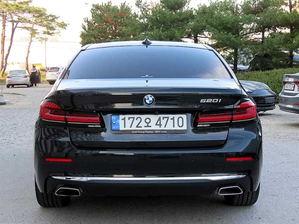 BMW 5 Series - Vista 4