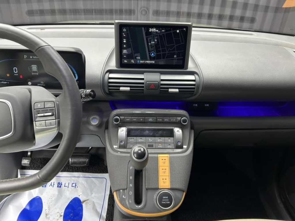 HYUNDAI Casper - Vista 9