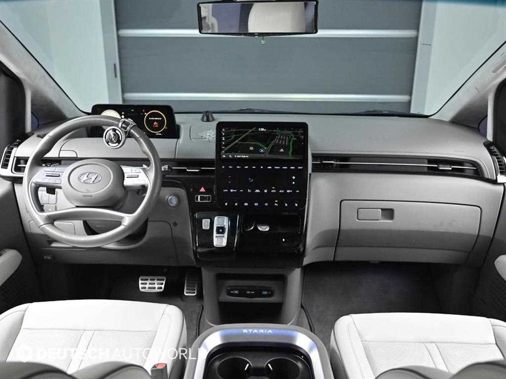 HYUNDAI Staria - Vista 7