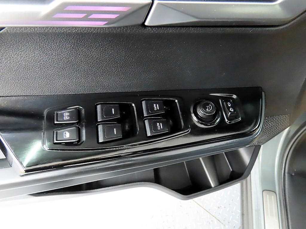 Ssangyong Torres - Vista 11