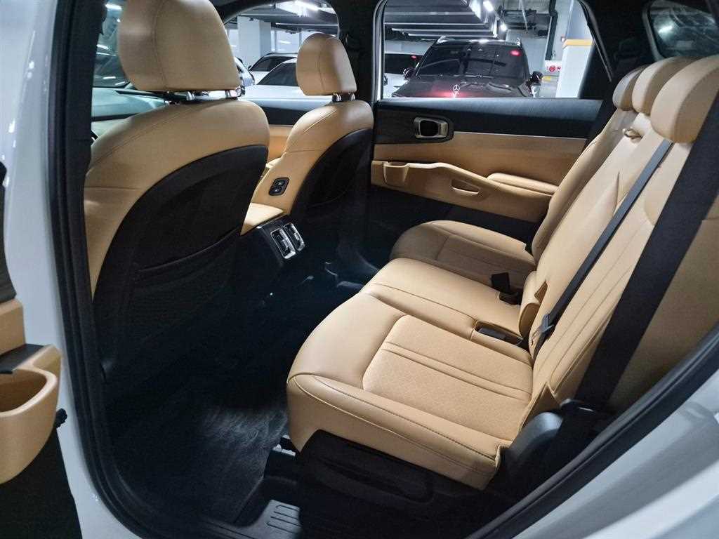 KIA Sorento - Vista 9
