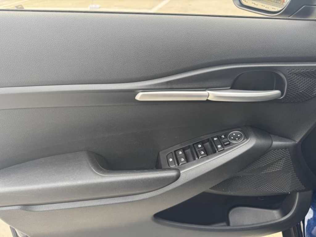 KIA Seltos - Vista 10