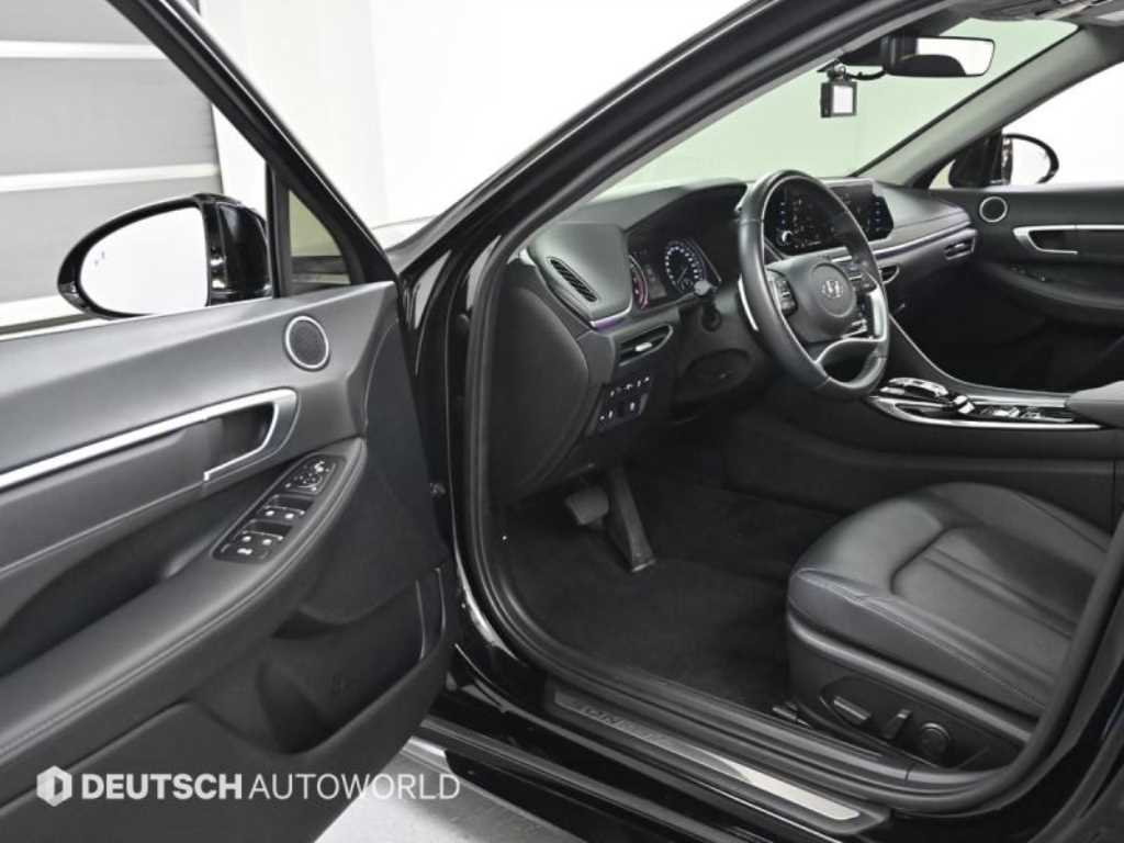 HYUNDAI Sonata - Vista 11