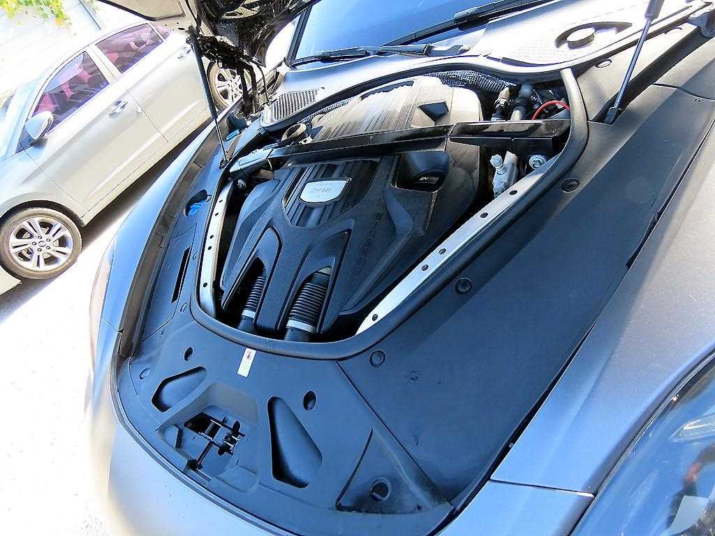 Porsche Panamera 2018 Negro - Importación desde Corea - HF Imports Iquique - Foto 19