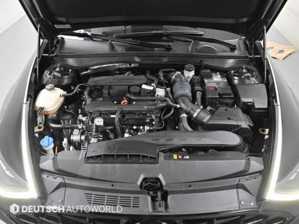 HYUNDAI Sonata - Vista 6