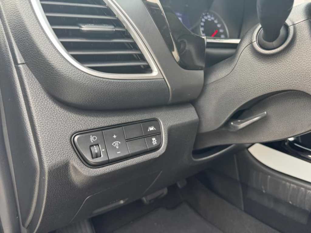 KIA Seltos - Vista 9