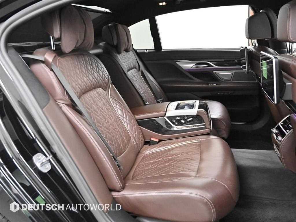 BMW 7 Series - Vista 12