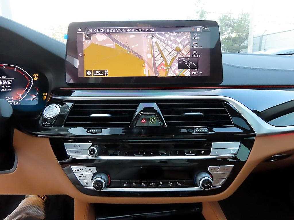 BMW 5 Series 2022 Negro - Importación desde Corea - HF Imports Iquique - Foto 13