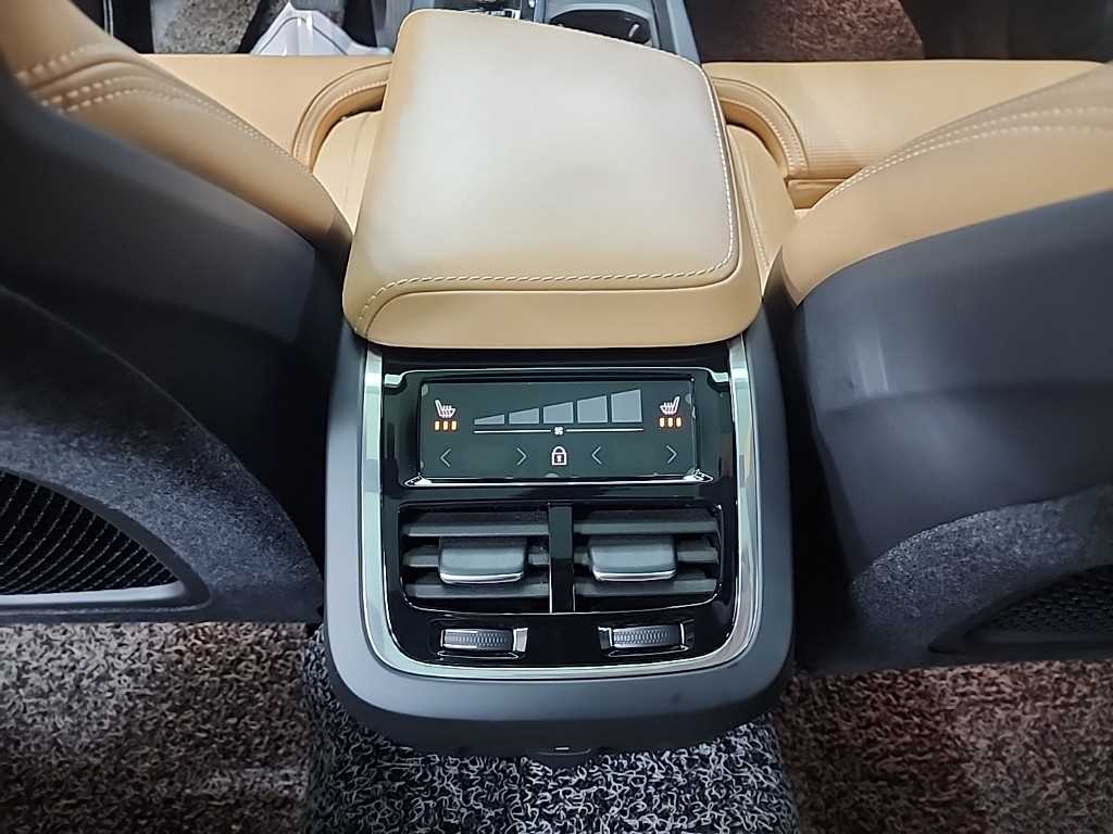 Volvo V60 2021 Plateado - Importación desde Corea - HF Imports Iquique - Foto 13