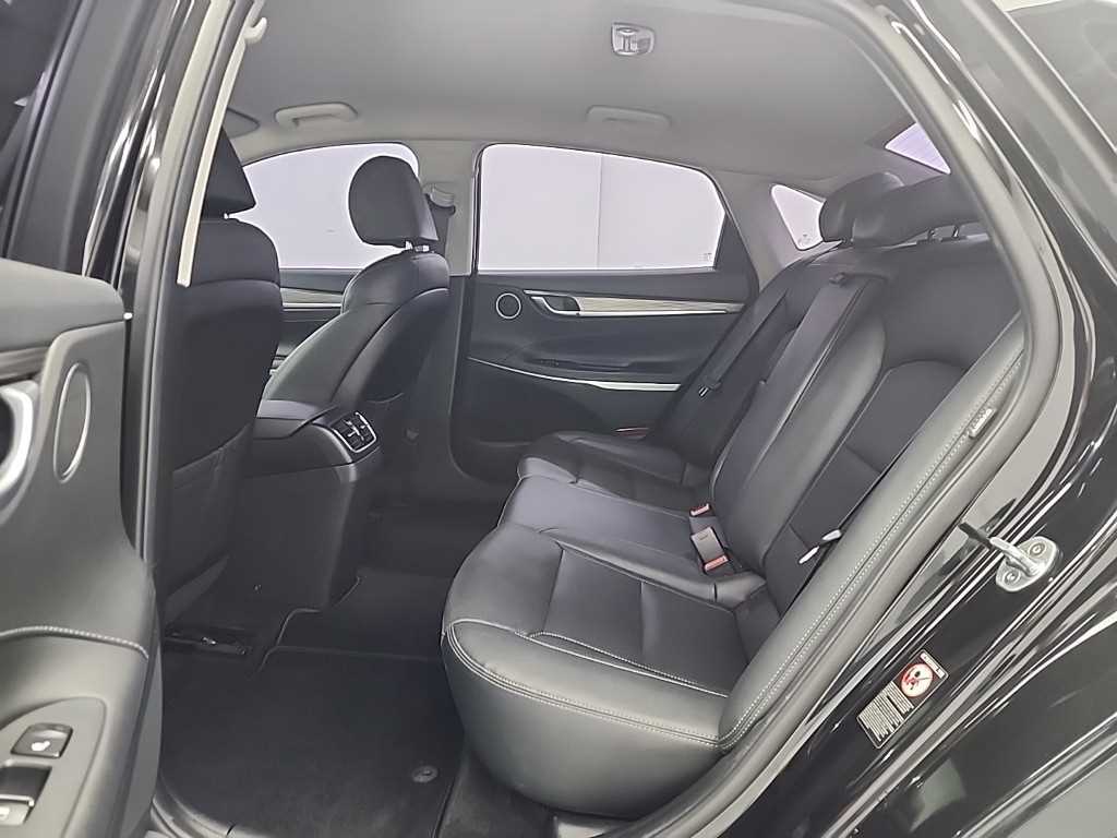 HYUNDAI Grandeur - Vista 12