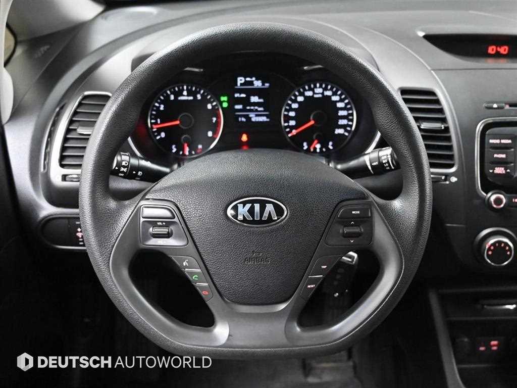 KIA K3 2018 Gris - Importación desde Corea - HF Imports Iquique - Foto 13