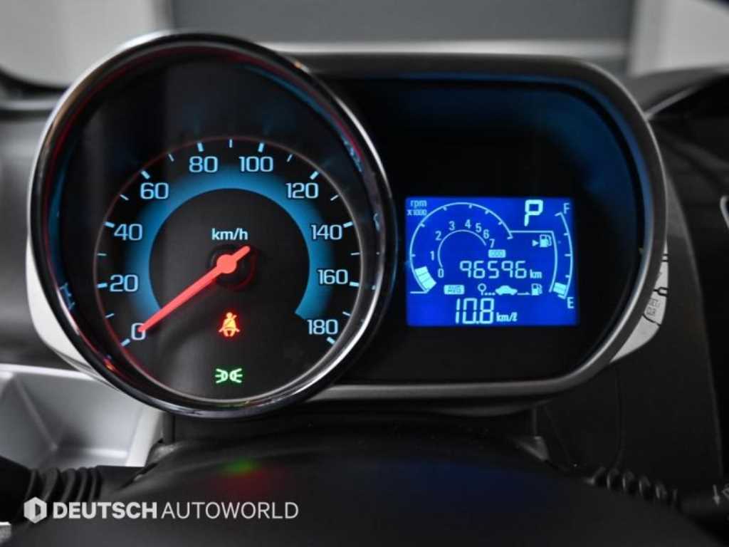 Chevrolet Spark - Vista 8