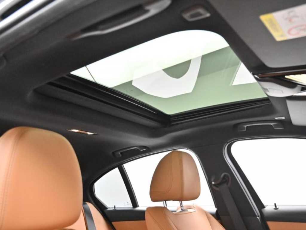 BMW 3 series 2024 Negro - Importación desde Corea - HF Imports Iquique - Foto 19