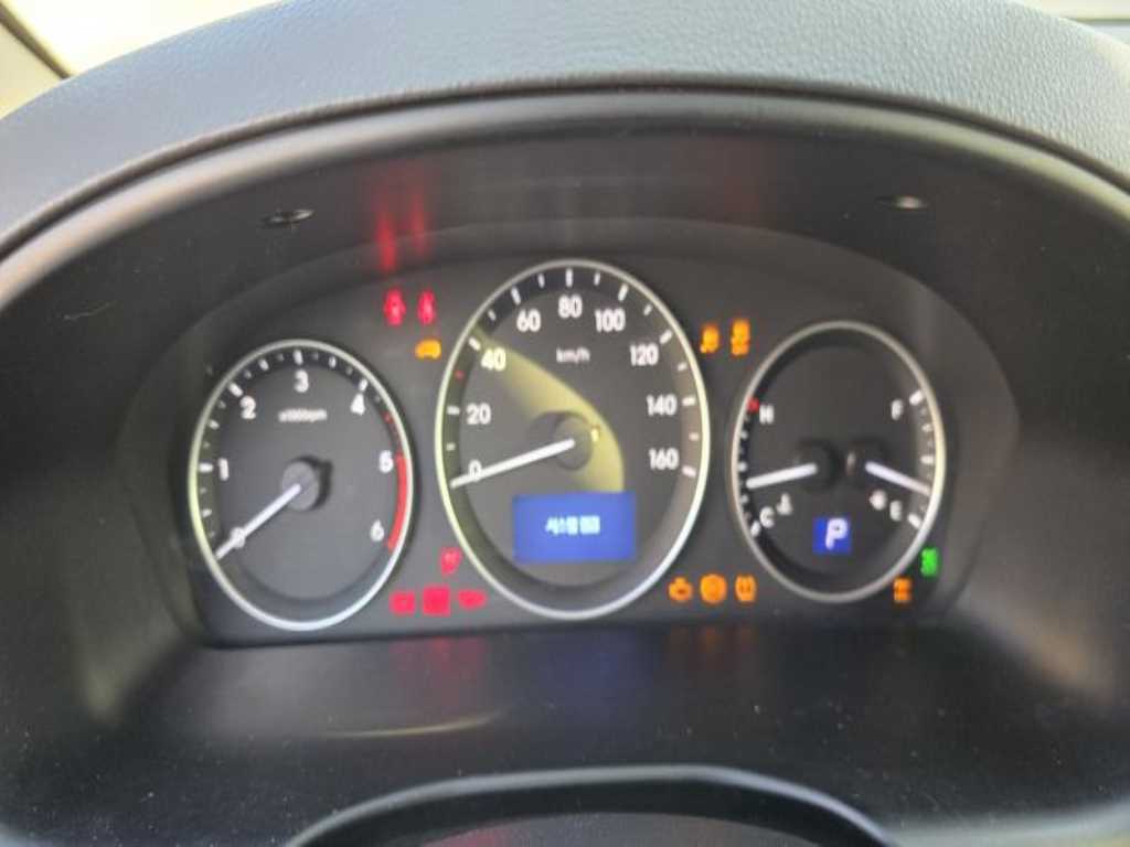 HYUNDAI Starex - Vista 11