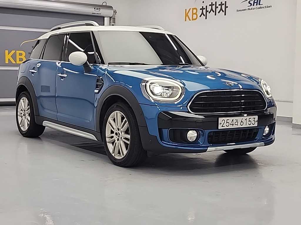 Mini Countryman - Vista 4