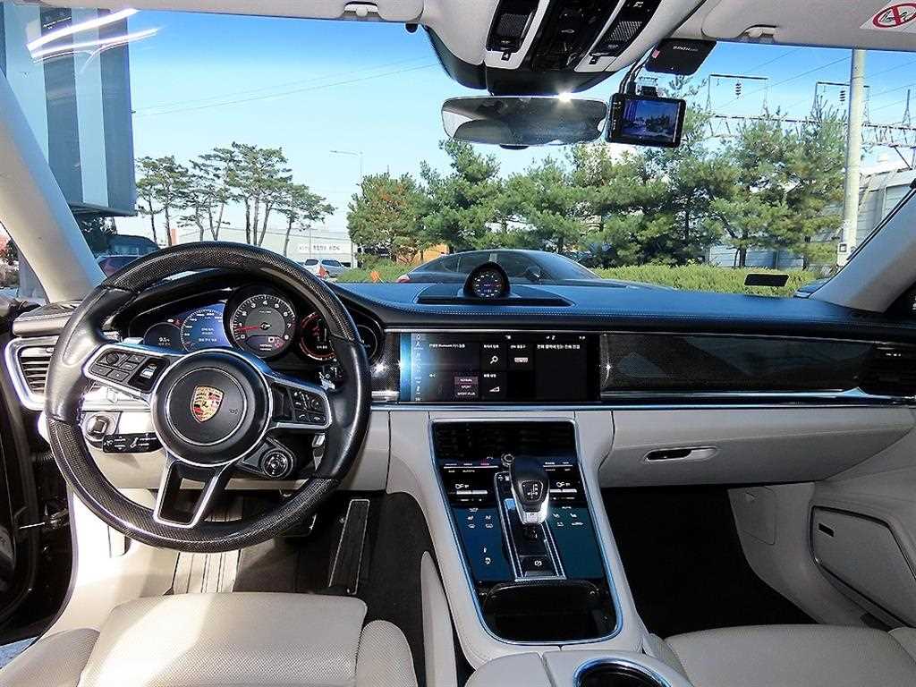 Porsche Panamera - Vista 7