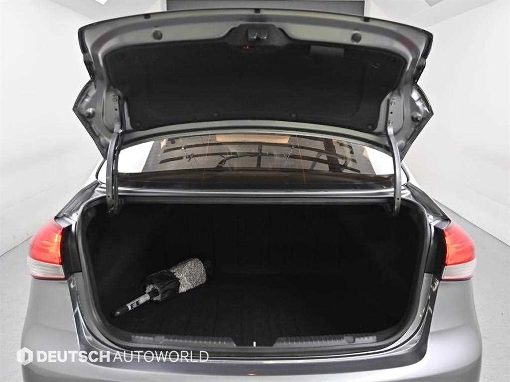 KIA K3 2018 Gris - Importación desde Corea - HF Imports Iquique - Foto 20