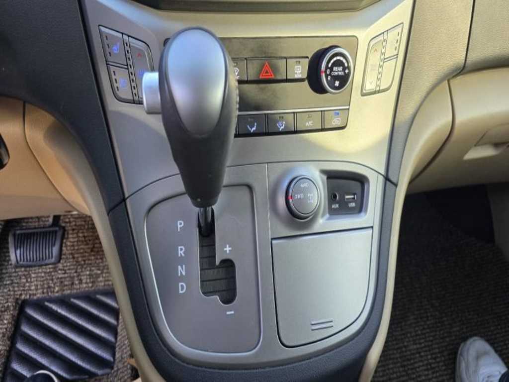 HYUNDAI Starex 2020 Plateado - Importación desde Corea - HF Imports Iquique - Foto 15