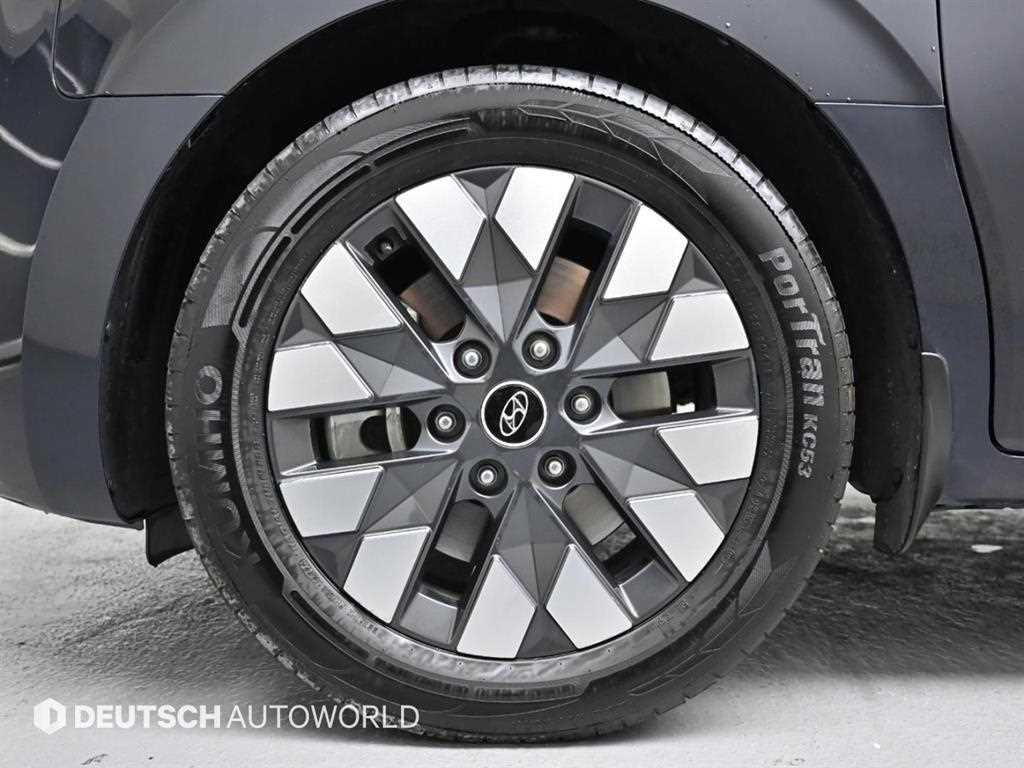 HYUNDAI Staria - Vista 5